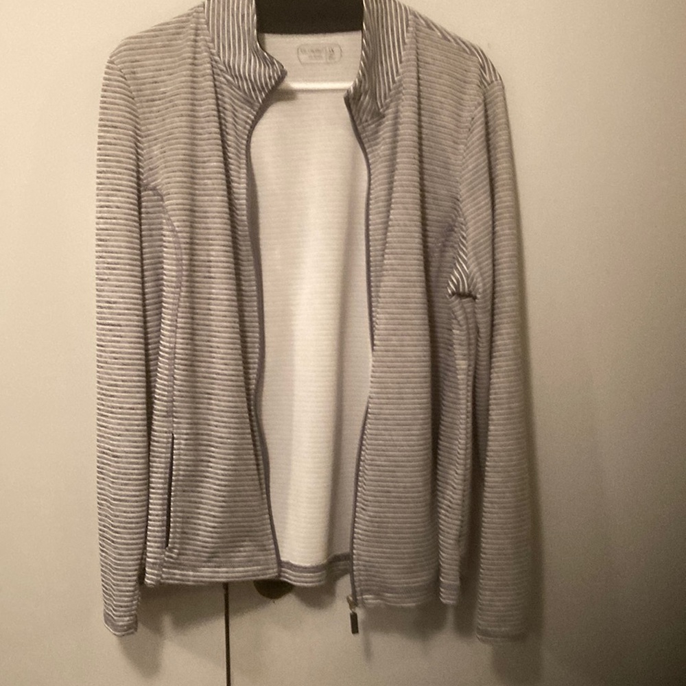 Lightweight jacket